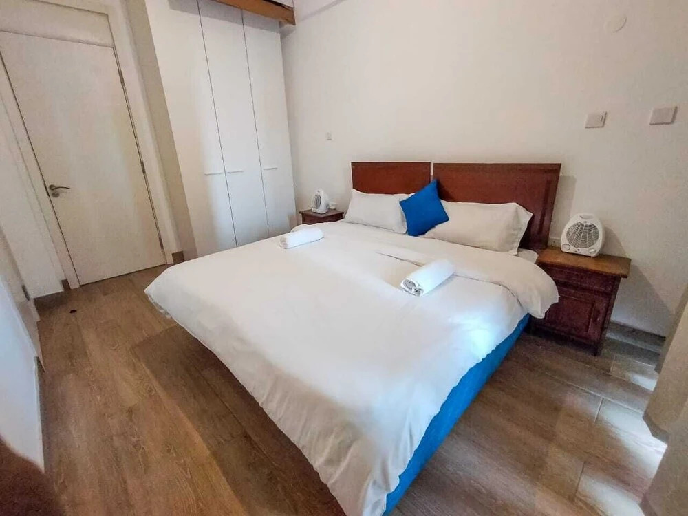 Stay.Plus Stylish Living Nova
