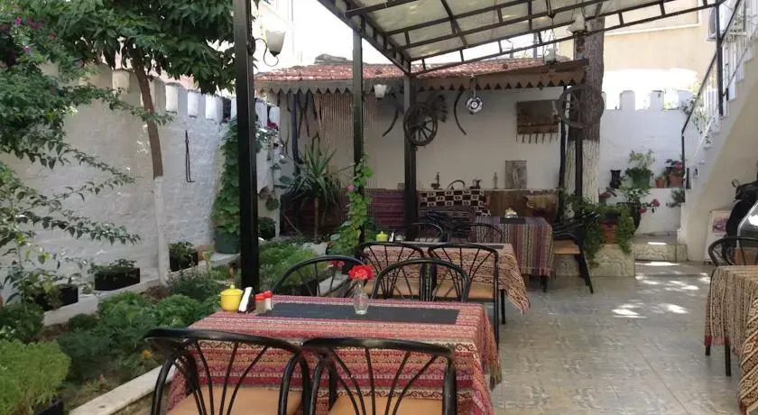 Nur Pension