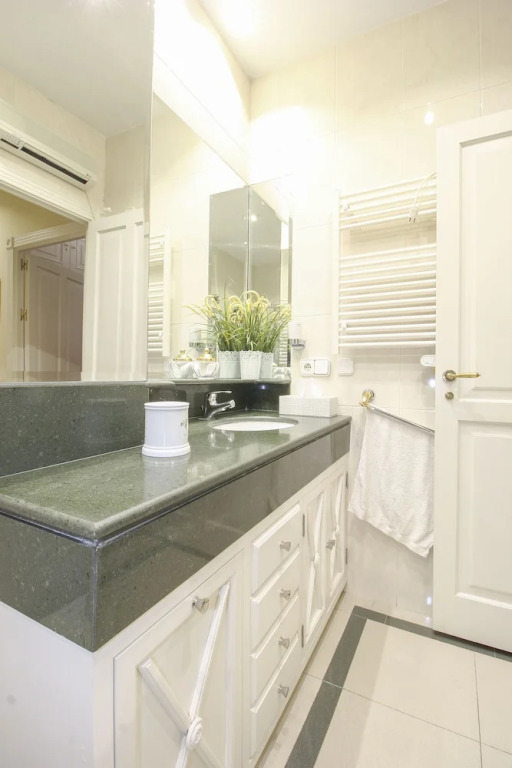 Deluxe Apartment La feria