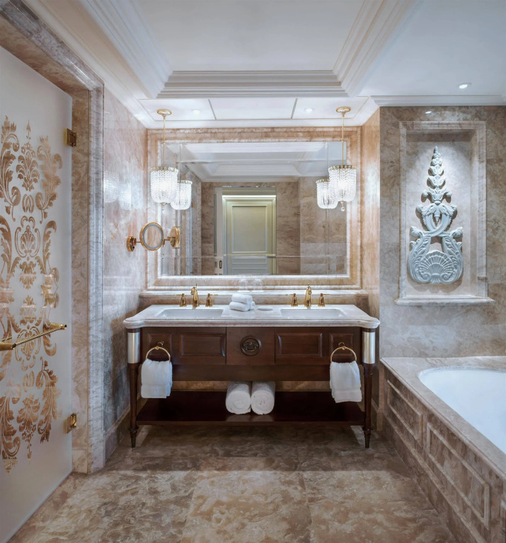 The Castle Hotel, a Luxury Collection Hotel, Dalian