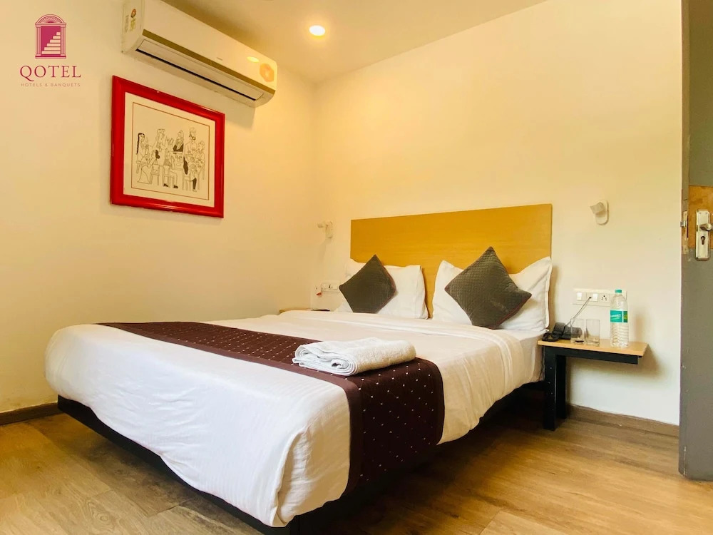 Qotel Hotel IP Residency