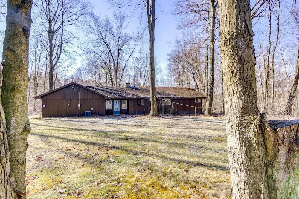 Pet-Friendly Youngstown Cottage w/ Yard