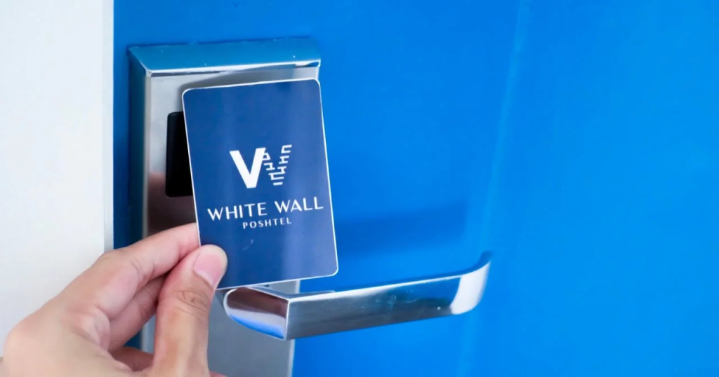 White Wall Poshtel - Hostel