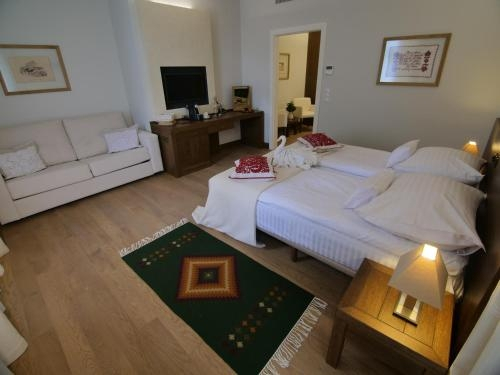 Hotel Pacsirta