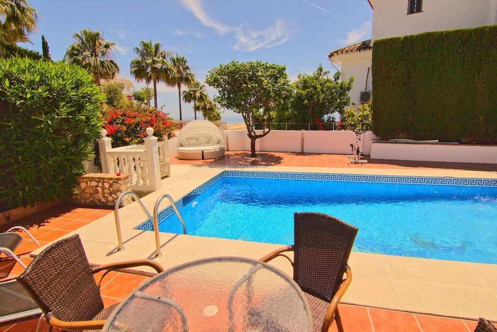 Villa with 4 Bedrooms in Málaga, with Wonderful Sea View, Private Pool And Furnished Terrace