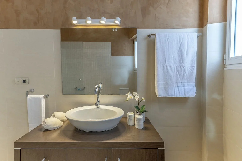 Living4Malaga Granada Supreme