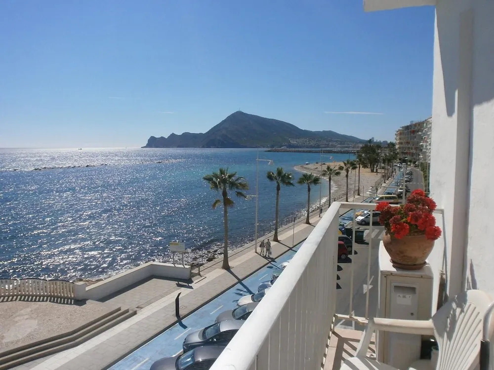 Apartment With 4 Bedrooms in Altea, With Wonderful sea View and Terrac