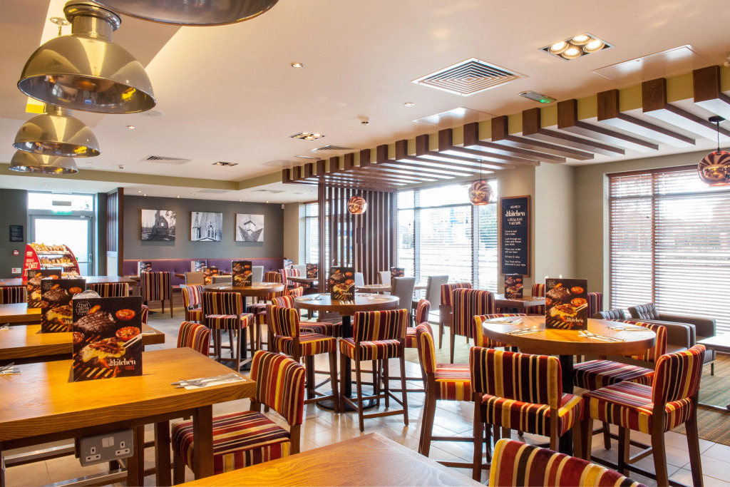 Premier Inn Witney