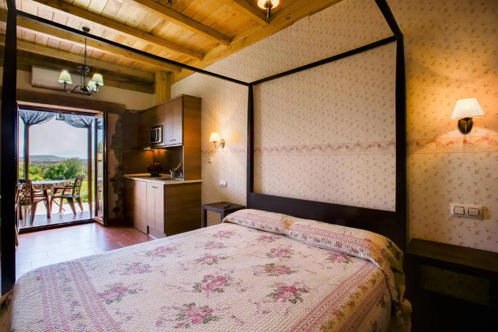 Apartamentos El Jardín del Poeta