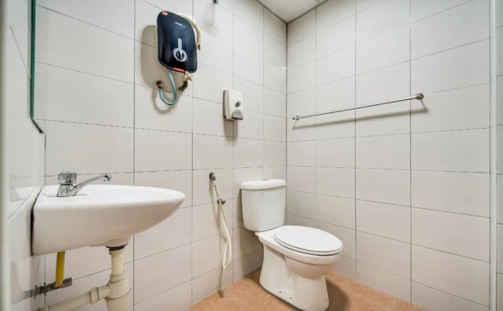 OYO 301 River Inn Hotel