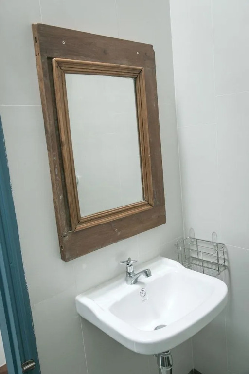 REST Ari Hostel