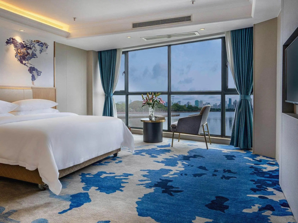 Vienna International Hotel Luogang Wanda Plaza