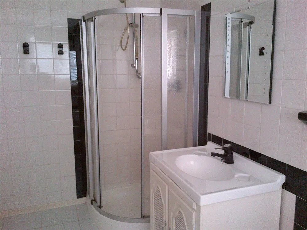 Empoza Sea View Guest House