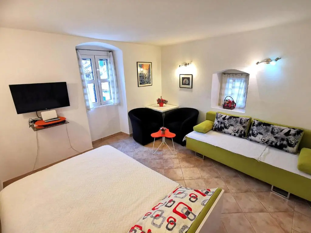 Old Town Boskovic Apartment