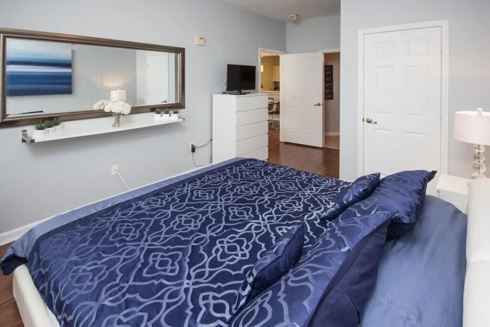 Wheelchair Friendly Newly Renovated 15 Min/disney 3 Bedroom Condo