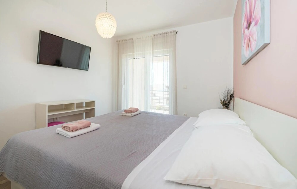 Stunning Home in Posedarje With 4 Bedrooms, Wifi and Outdoor Swimming Pool