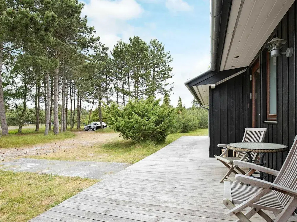 Cozy Cottage in RÃ¸rvig near Beach