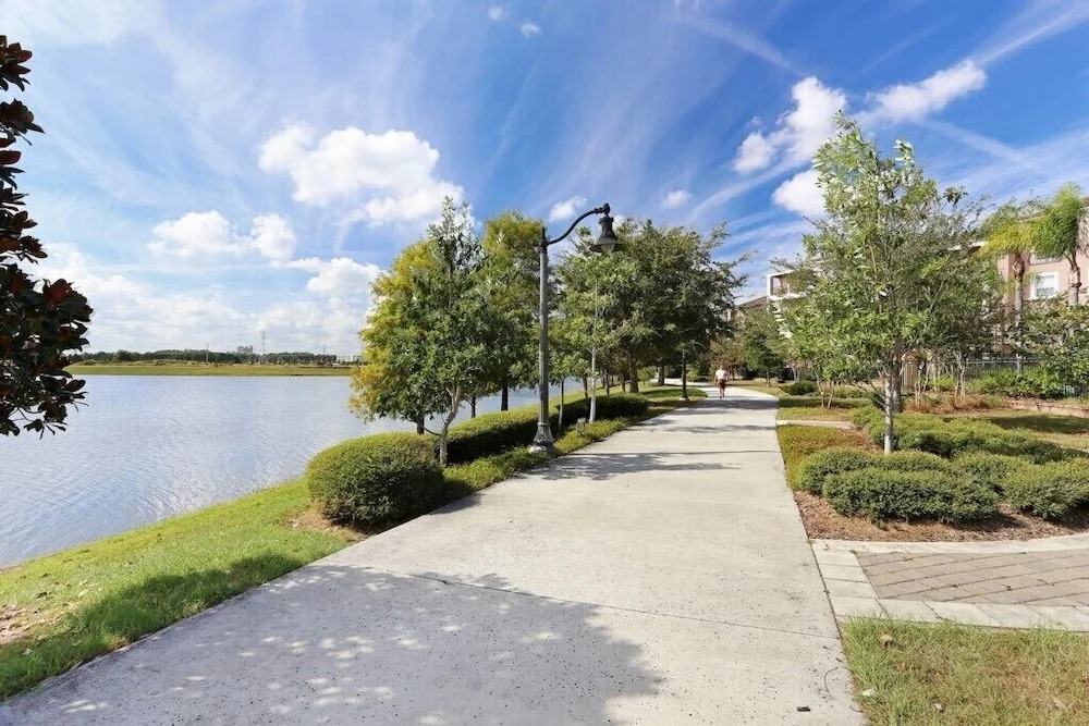 3 Bedroom Modern Townhome 4003 Townhouse