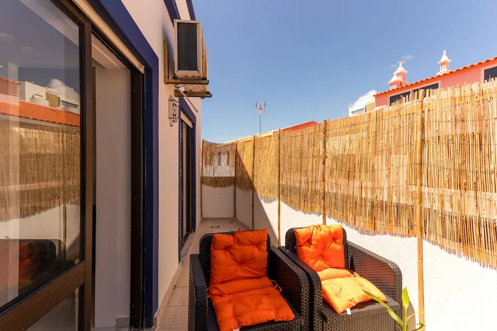 Charming 2-bed Apartment in Armacao de Pera