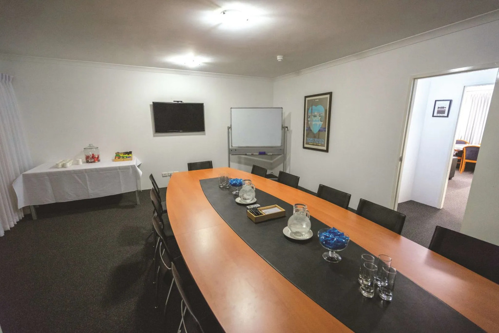 Perth Ascot Central Apartment Hotel Official
