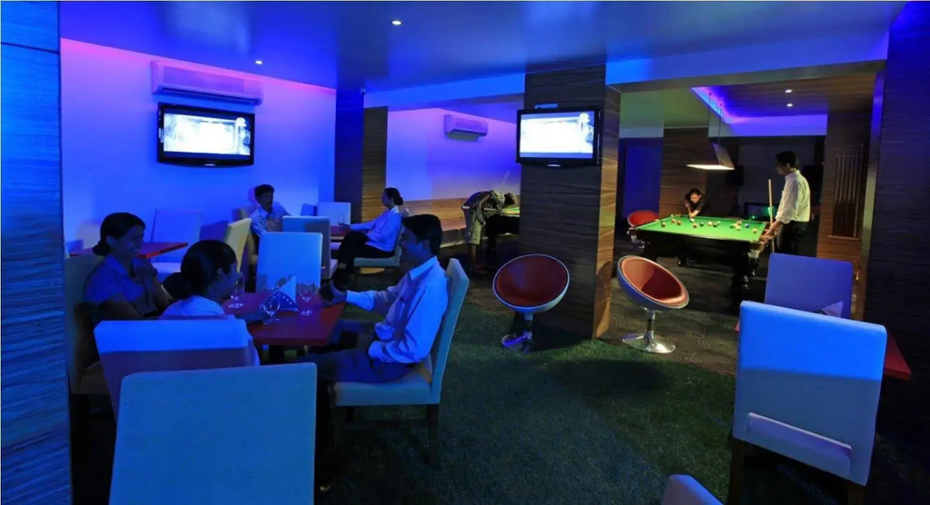 Le Royale Residency