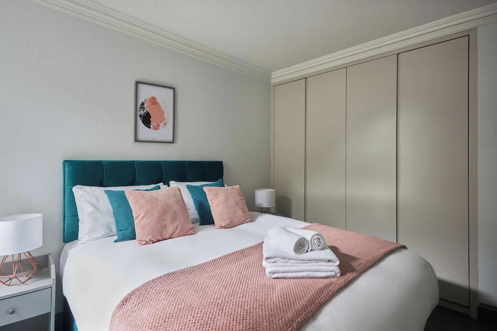 6 Ongar Road By Flying Butler