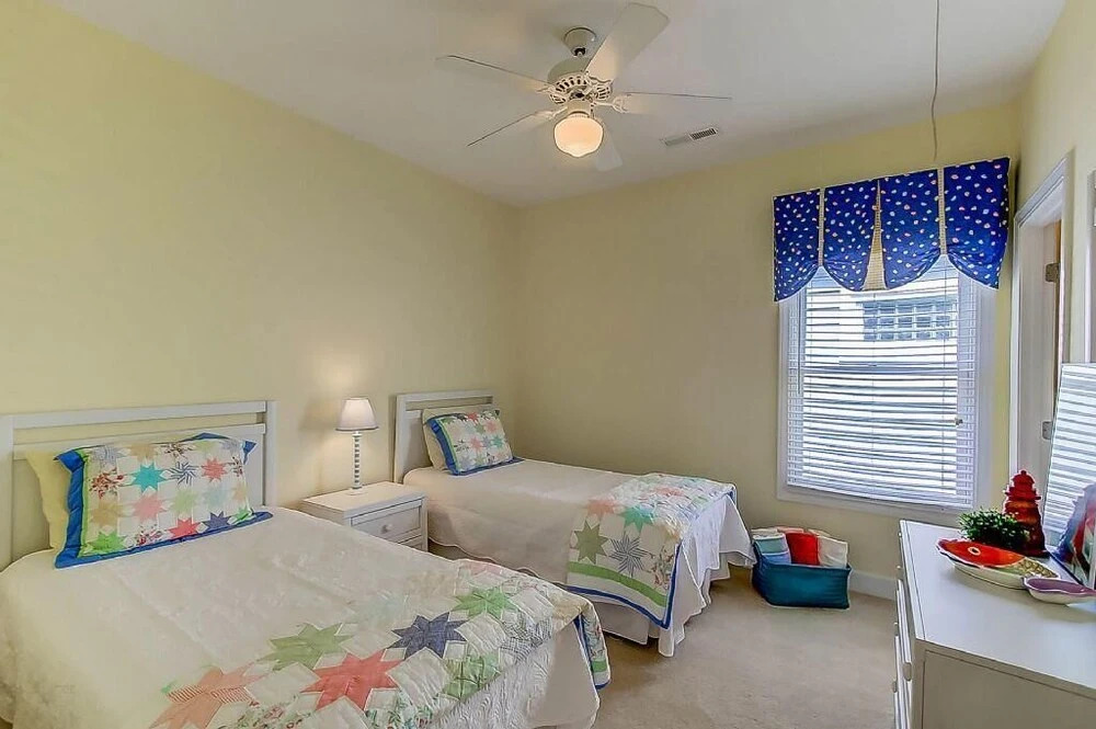32 Ocean Point