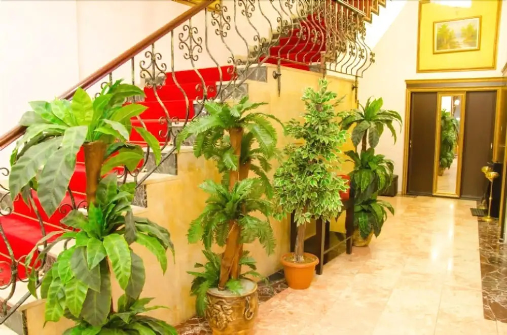 Kircuval Hotel