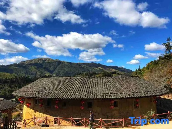 Tulou Viewing Platform Inn