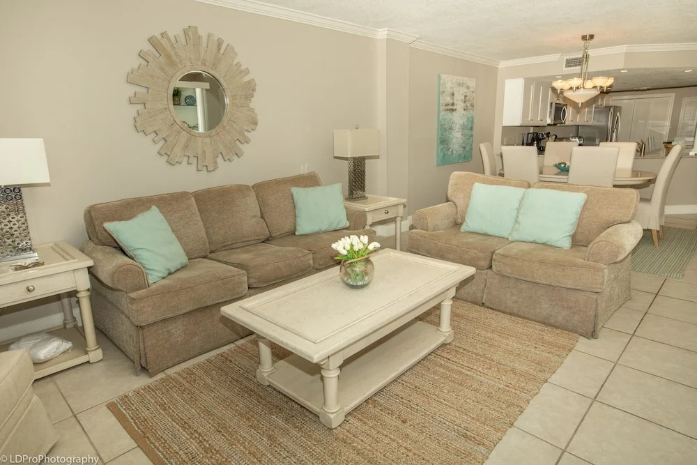 Inlet Reef 403 2 Bedroom Condo by RedAwning