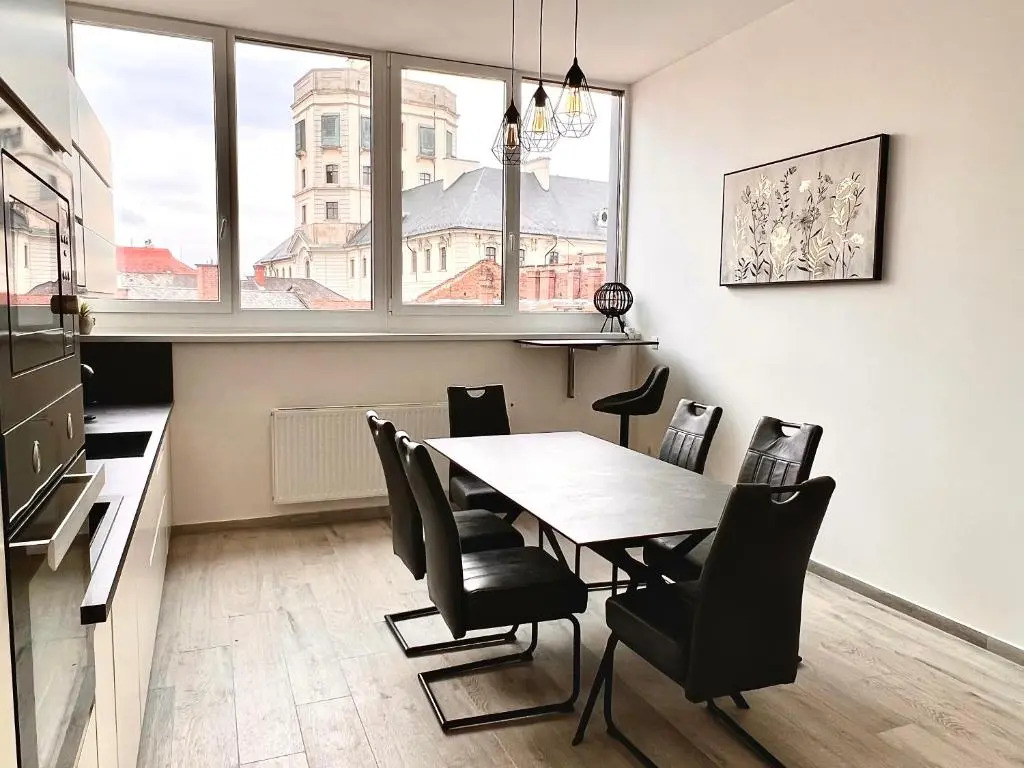Domino Suite Eger