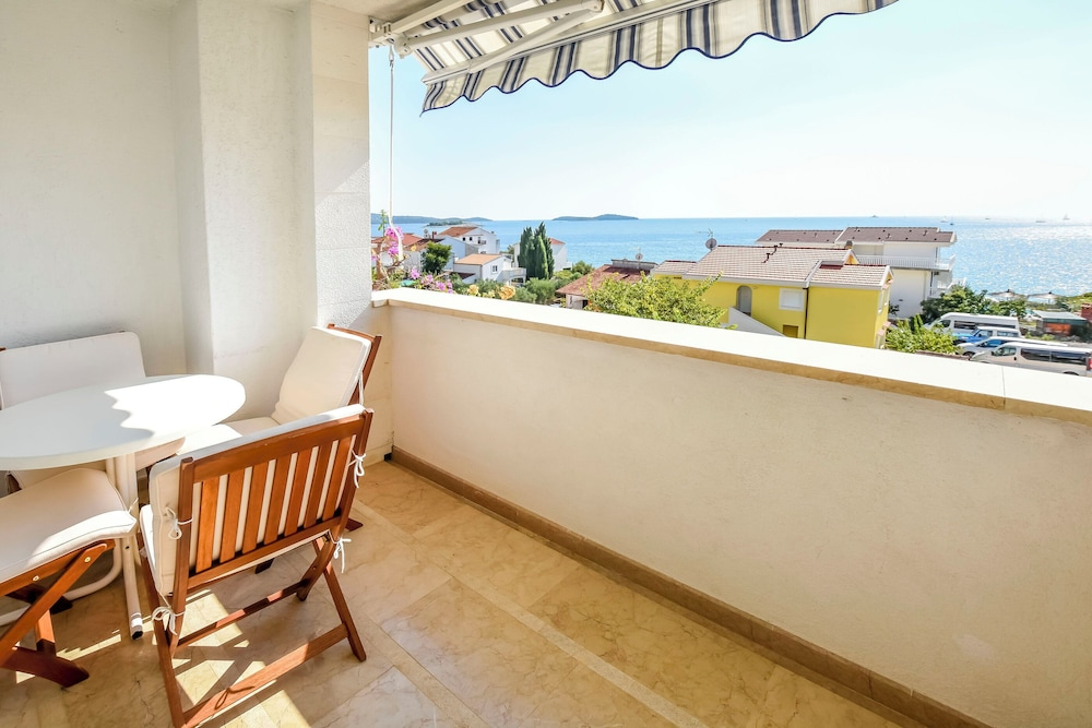 Apartment Marin