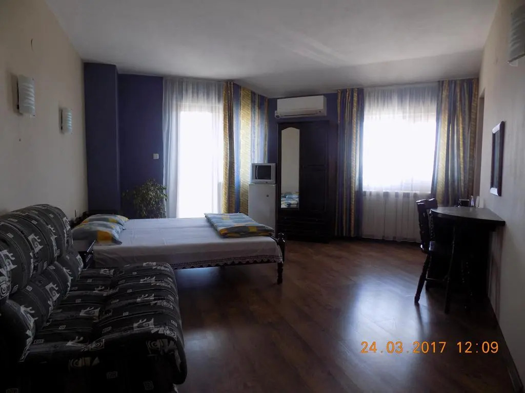 Zenith Guest House