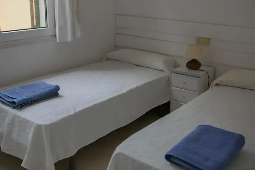 3 bedroom apartment in Aiguafreda, Begur. Sea views and Terrace (Ref:H26)
