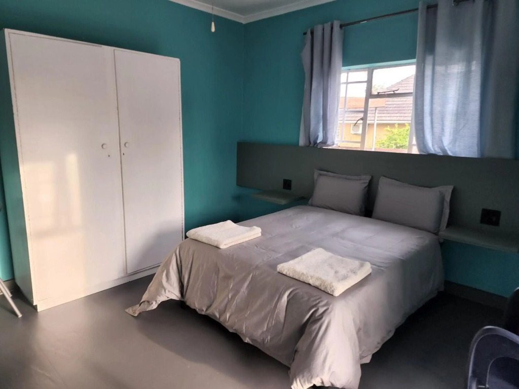 Hasate Guest House ,4 st james street Oakdale Belliville Cape Town South Africa