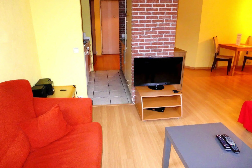 MONDRIAN Luxury Suites & Apartments Market Square I