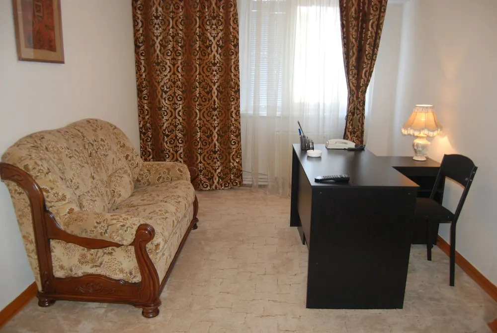 Dacia Hotel