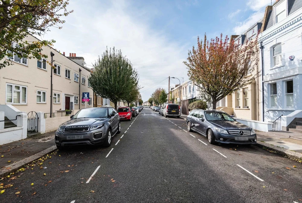 Stylish Fulham Home close to the River Thames
