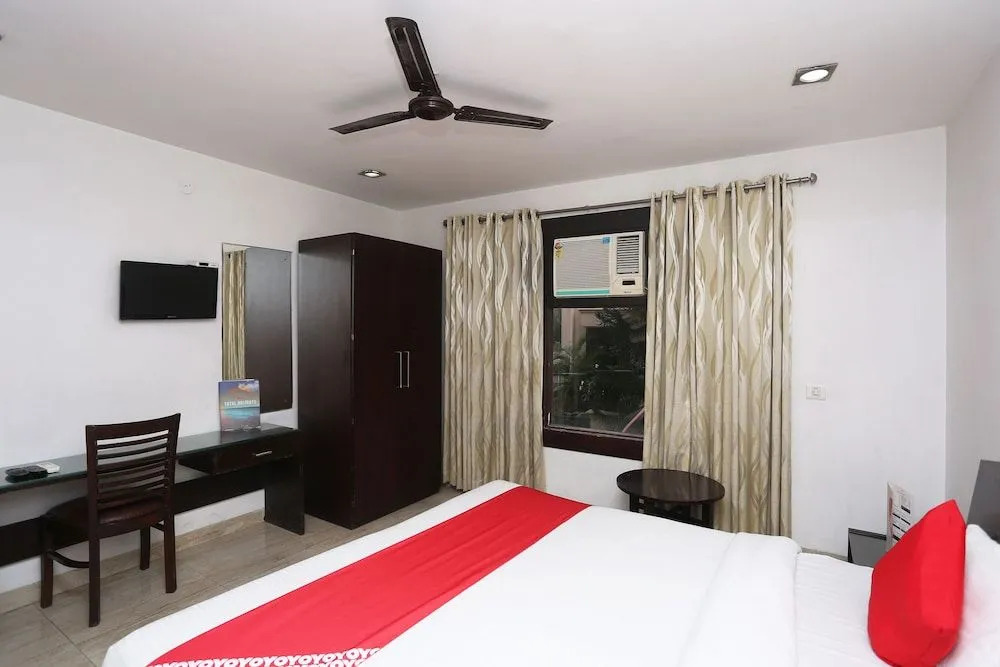 OYO 19309 Hotel Rajshree