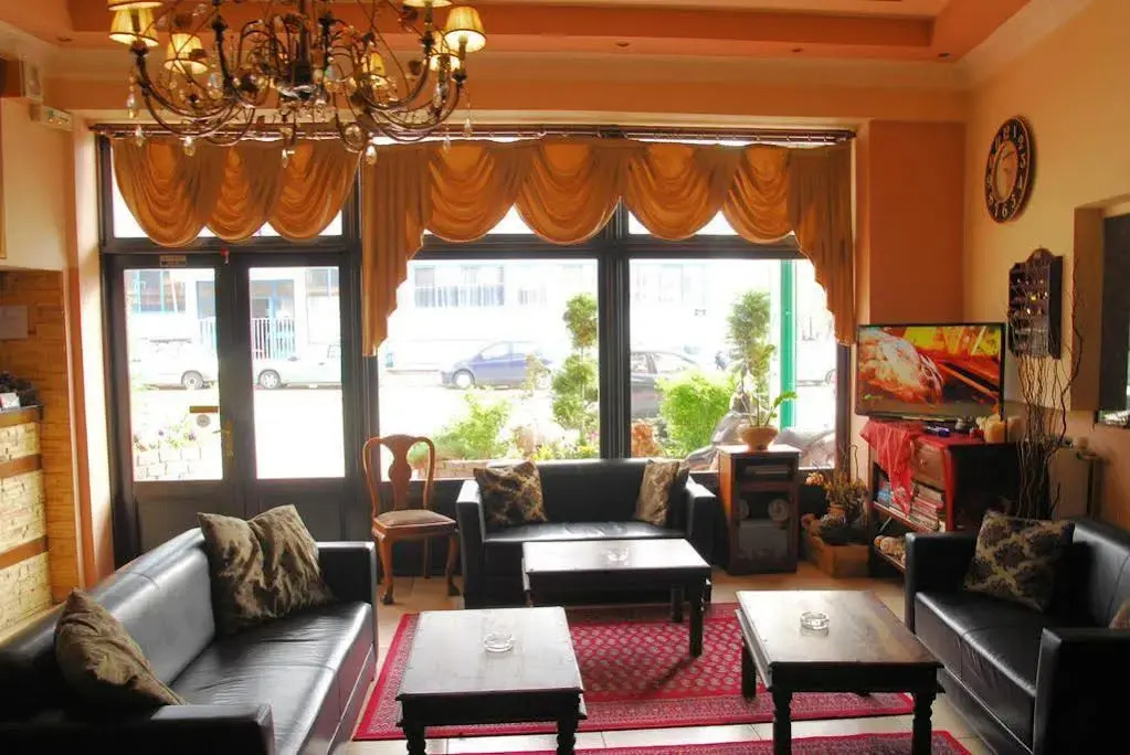 Paris Hotel