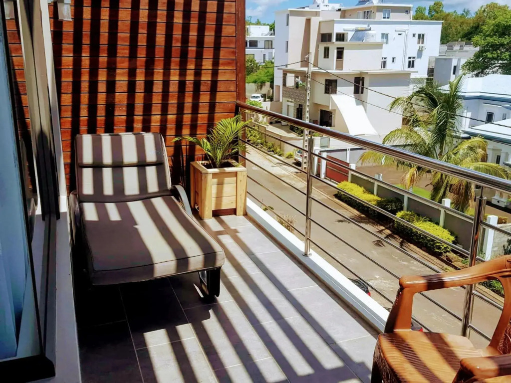 NEW LUXURY 2 Bedroom RoofTop apartment by the beach