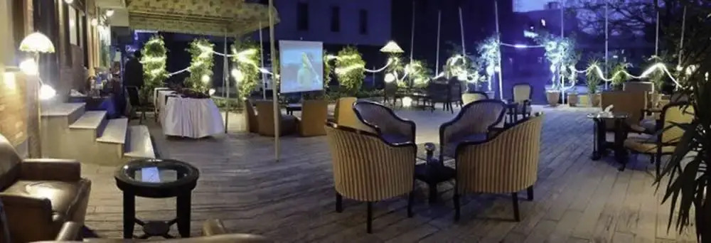 Hotel Pak Continental Hotel