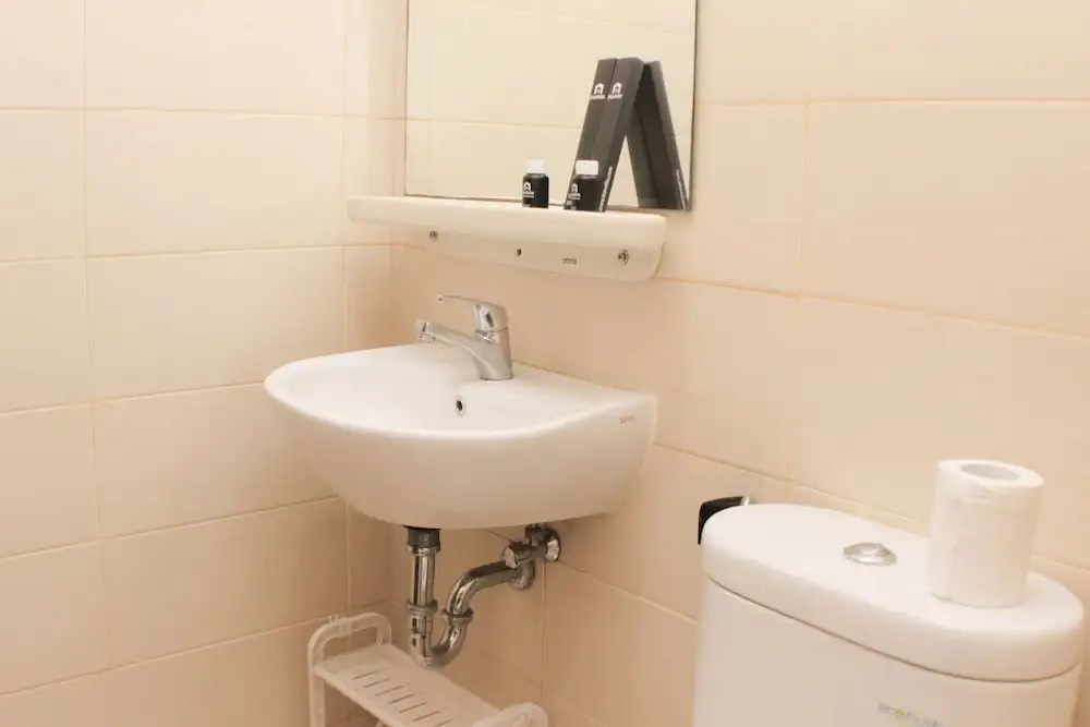 Nice and Comfort 1BR at Sky Terrace Apartment By Travelio