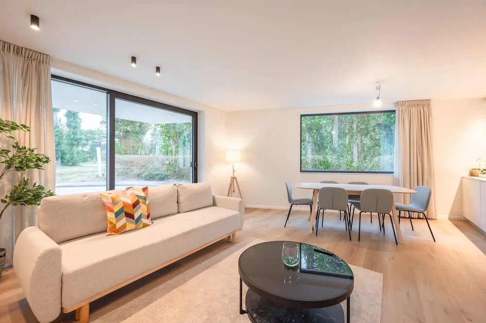 Mistral Modern Appartement in Knokke-heist met 2 Slaapkamers en Terras