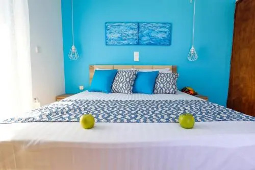 Yiannis Studios