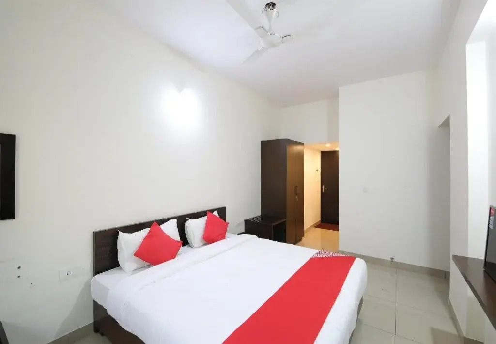 Am Residency Serviced Apartments By OYO Rooms