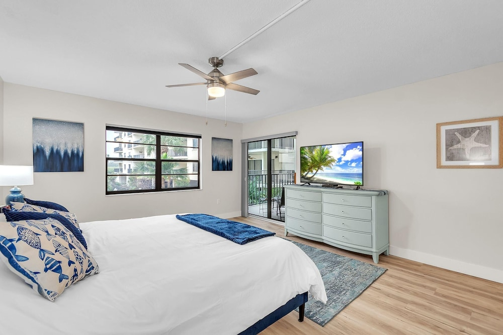 Golden Shores #210
