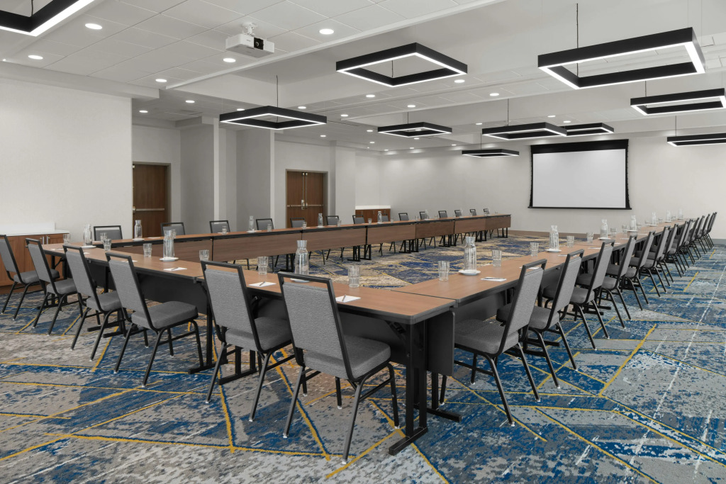 Homewood Suites By Hilton Charlotte Uptown First Ward