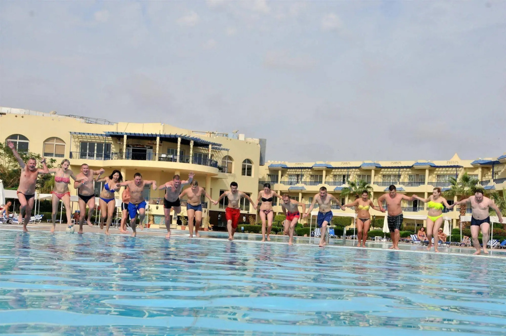Курортный отель Grand Oasis Resort
