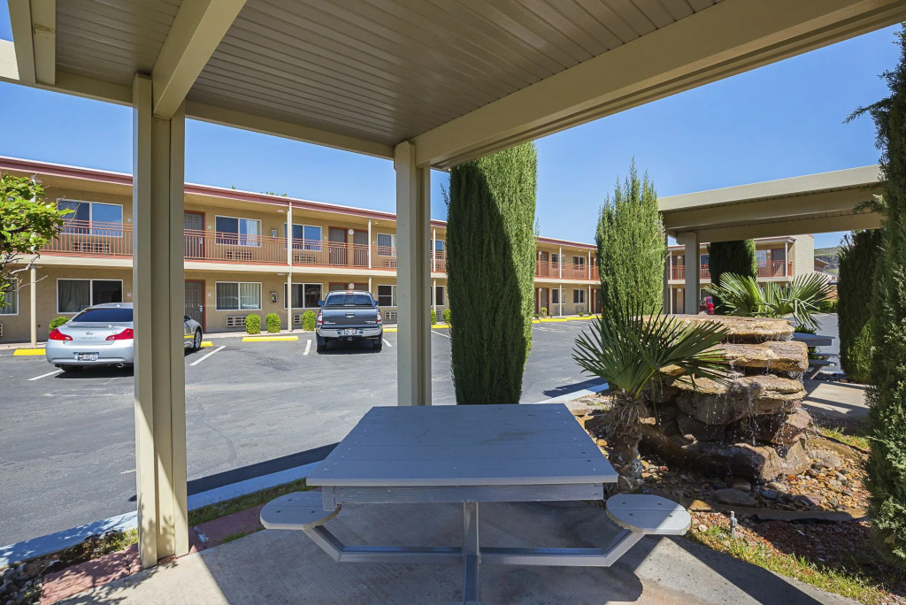 Econo Lodge Hurricane Zion Park Area